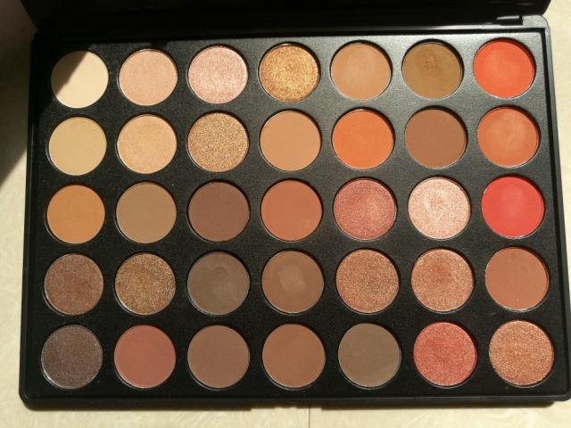 说一下我买了很后悔的眼影盘吧，买错了心真的会疼