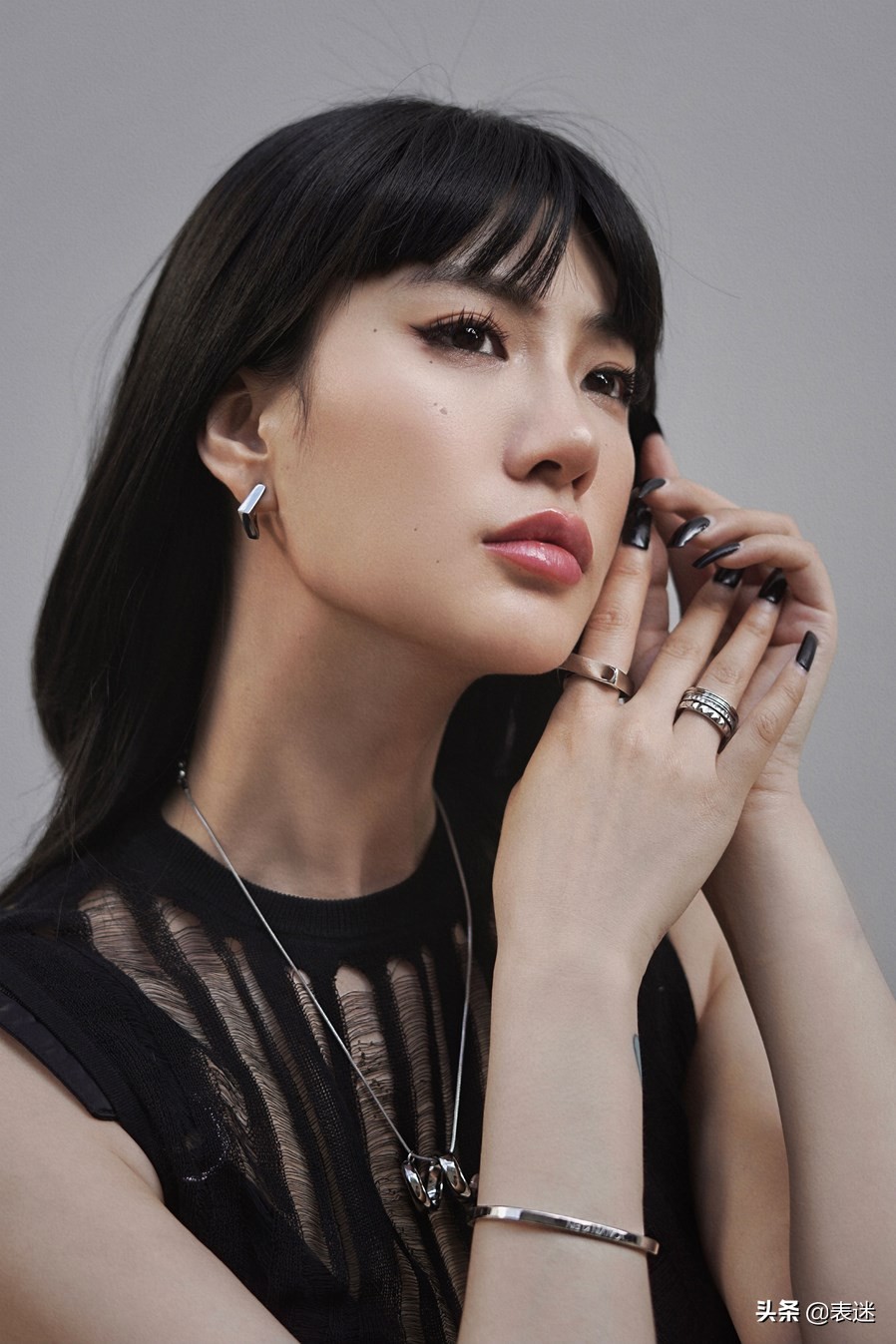 calvinklein手镯菱形,calvinklein金色蛇皮包