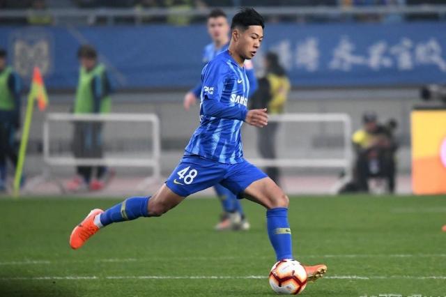 中国足球新星排名前十,中国足球新生代四大新星