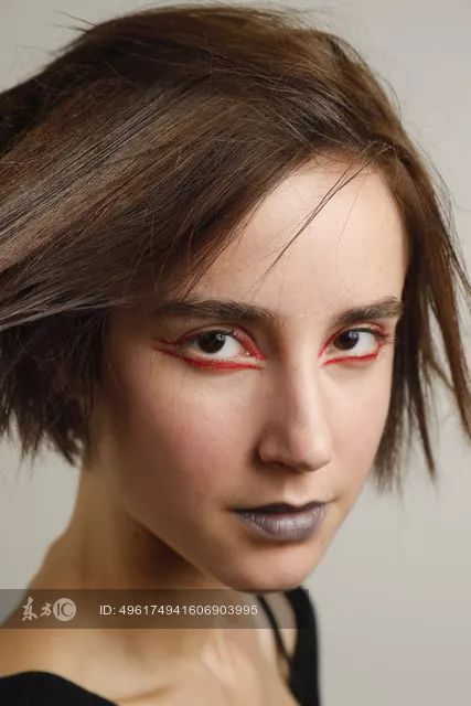 EIGSHOW丨鞠婧祎、李艺彤的仙女春夏妆容能让你美出新高度！