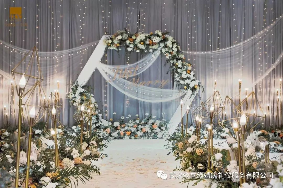 婚礼上上签丨喜欢复古的你，决不能错过这几场婚礼