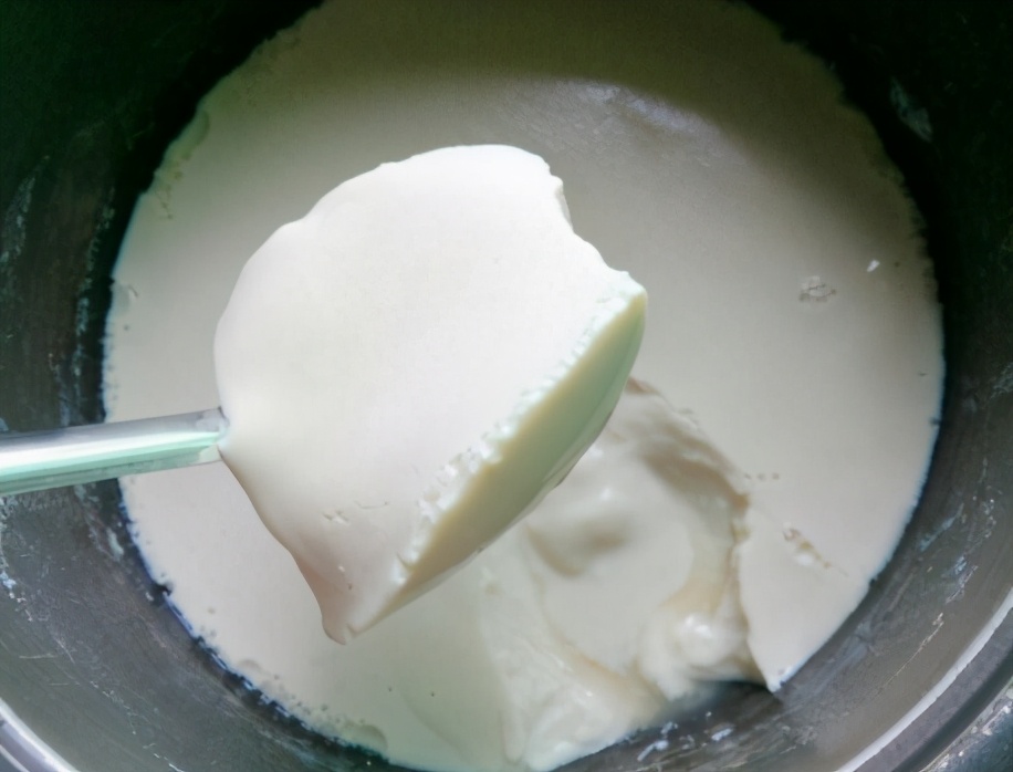 豆浆放一晚上早晨可以做豆腐脑吗,豆浆晚上磨好第二天能做豆腐脑吗