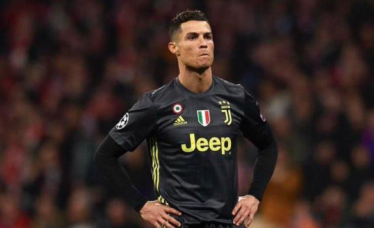 足球帅哥前十名,足球五号高颜值