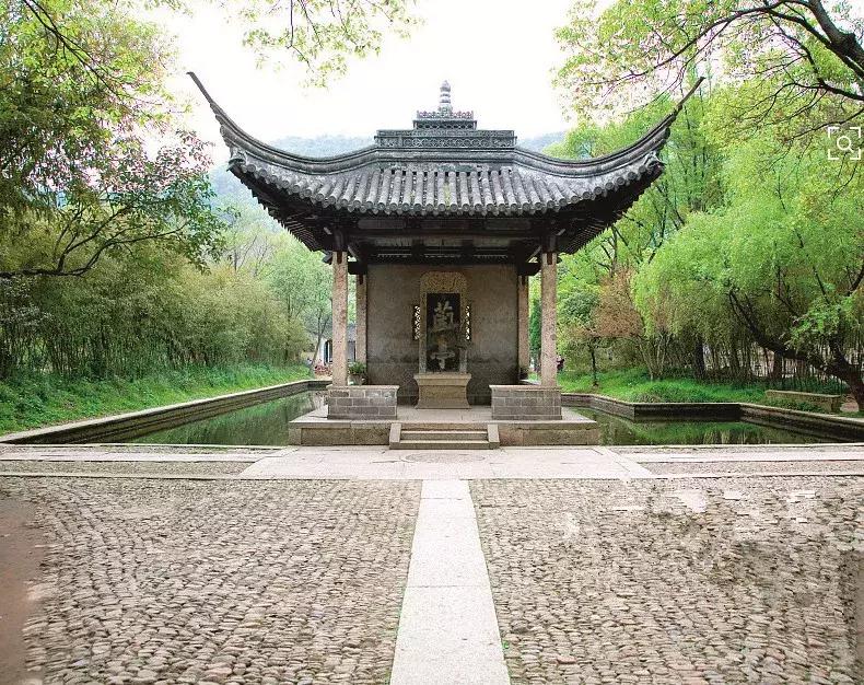 鲁迅刻早字的图片,鲁迅刻早字的故事