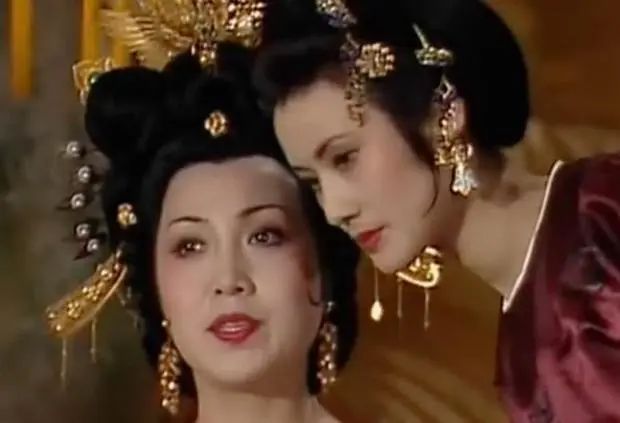 李显悲催的一生,李显做了两次皇帝吗