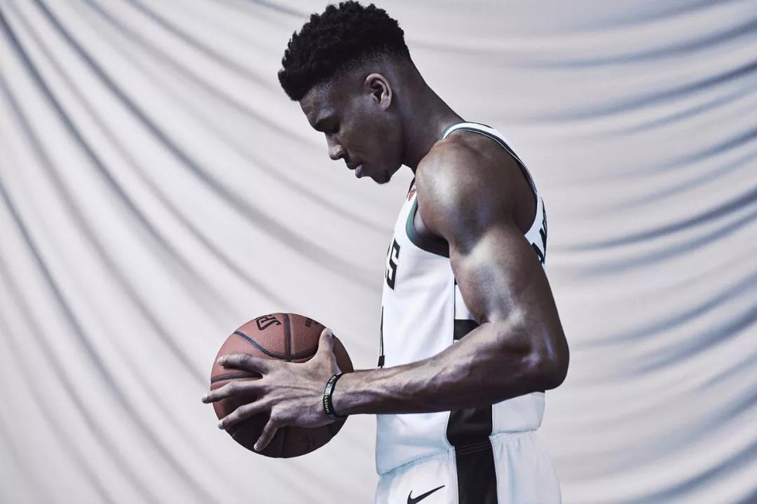 nikezoomfreak1ep国内版,nikezoomfreak1测评