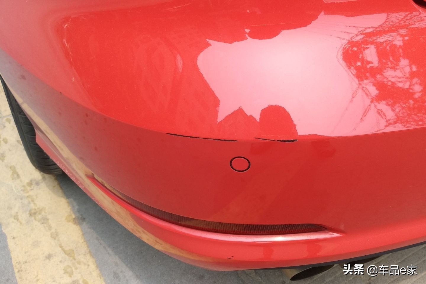 车身有小划痕不理会怎么样,车身上的划痕有必要在意吗