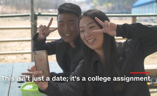 韩国年轻人为何不敢恋爱了？韩大学开设课程教学生如何约会*爱性**