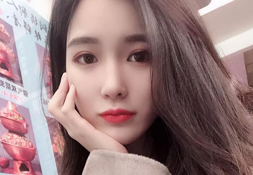 斗鱼颜值百级女主播,2019斗鱼颜值区一姐