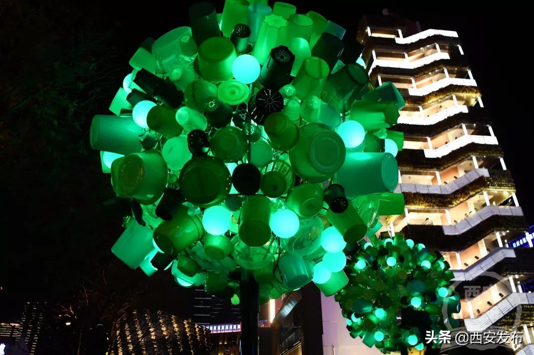 灯光秀宛如一场梦幻的光影盛宴,国际灯光节展示