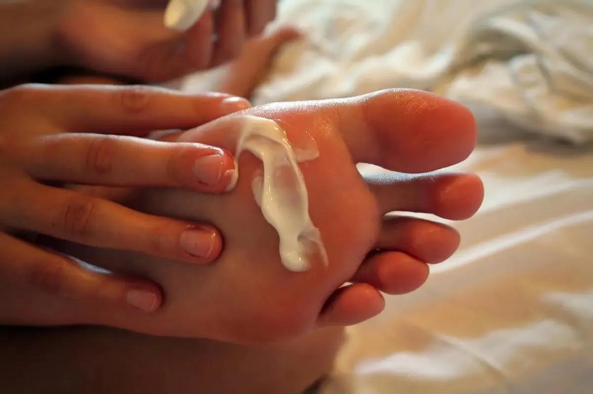 大病到来脚部先知,双脚出现几个症状大病就要来了