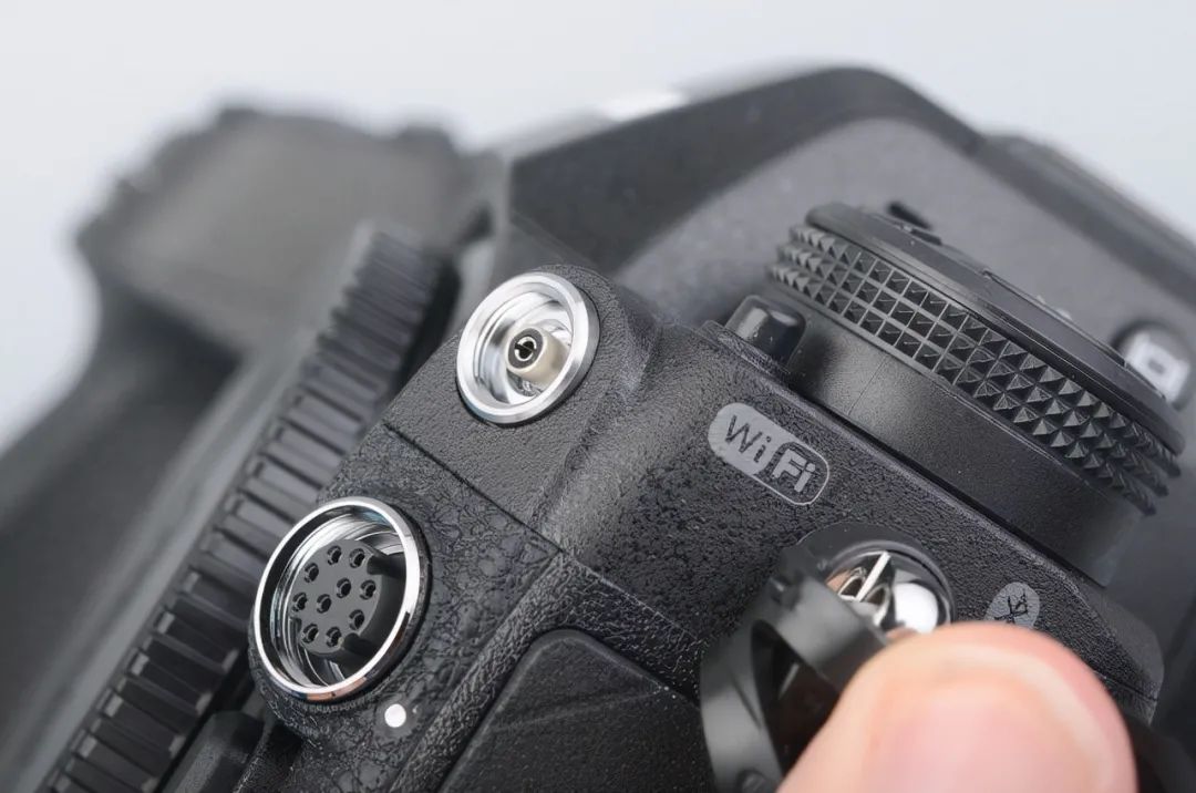 尼康z2470f4和24200选哪个好,尼康旗舰微单z9将问世中关村在线