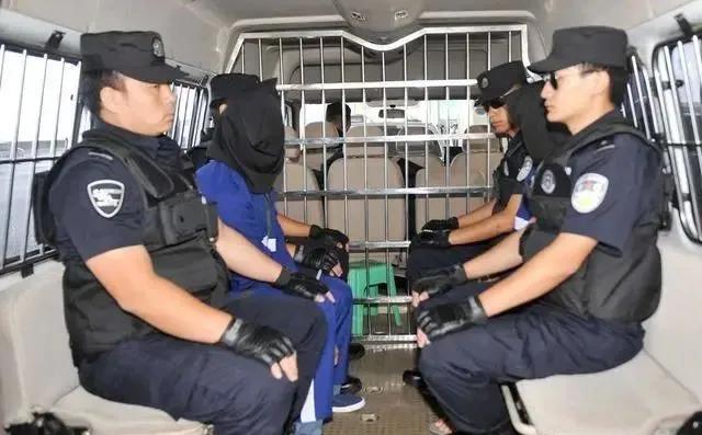 有小外伤的看守所收押不,嫌疑人有疾病公安机关怎么办