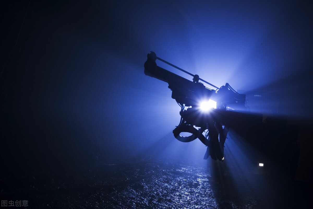 网文有哪些能跟四大名著相提并论,网文四大名著分别是什么时候出的