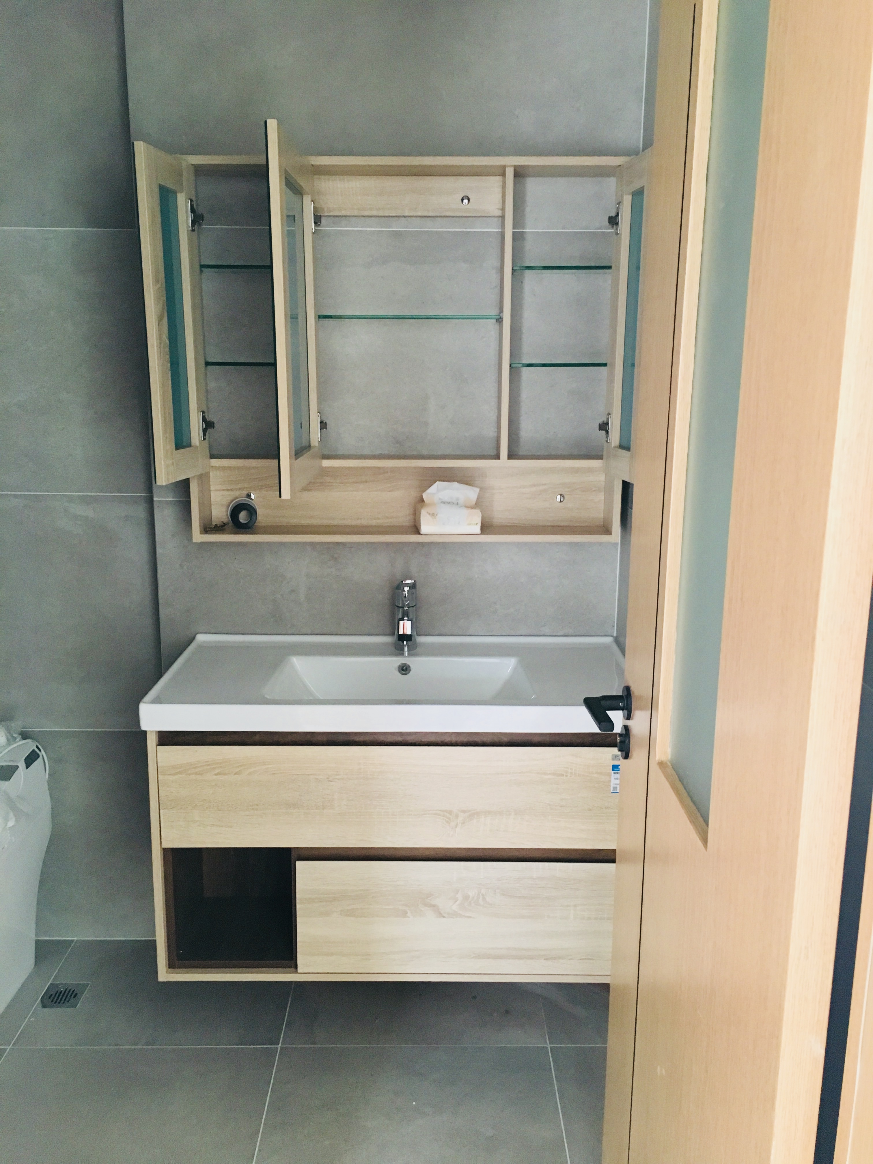 浴室柜台下盆尺寸怎么挑选,怎么挑选定制浴室柜行情价格