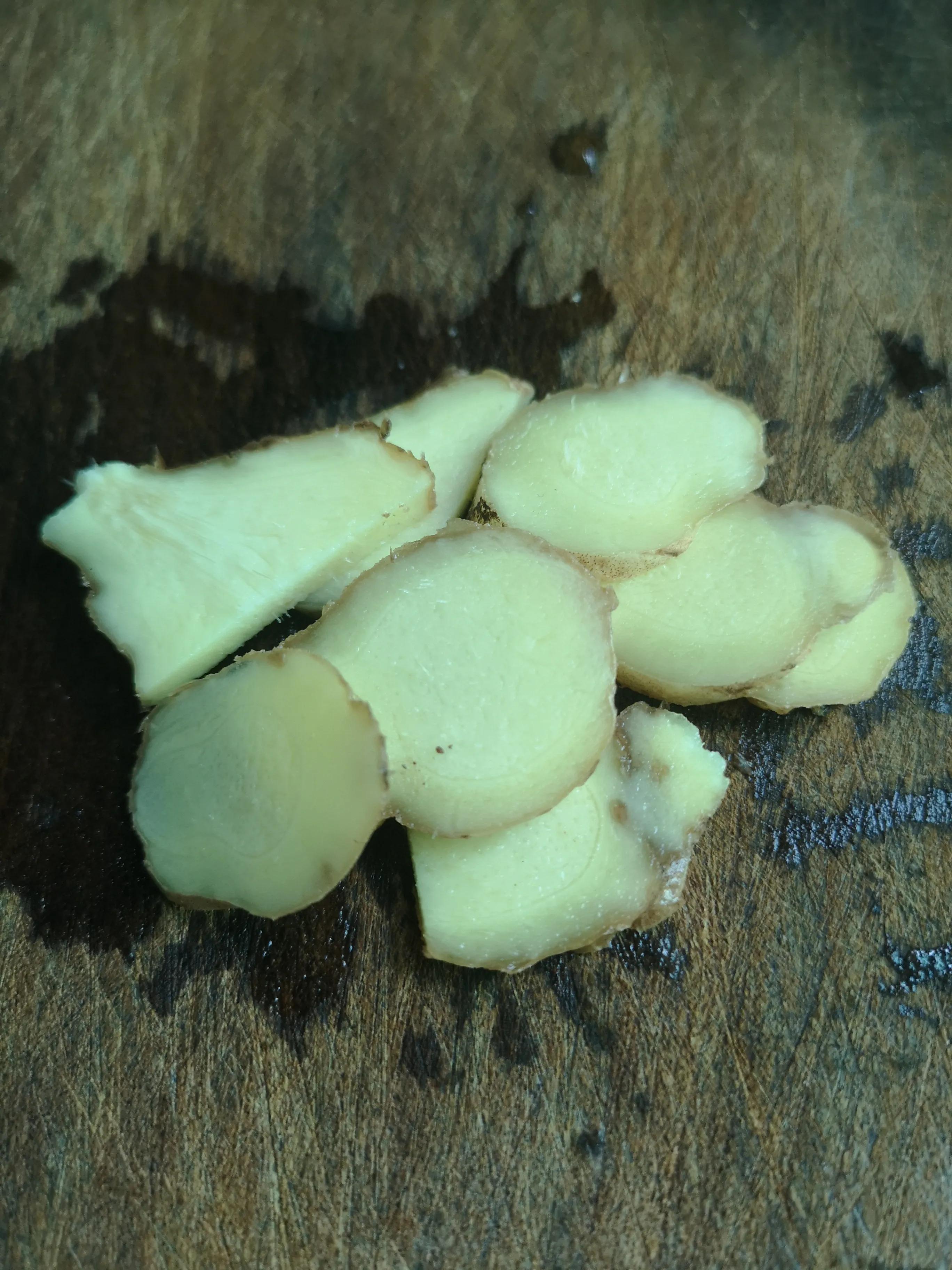 香菇虫草可以和山药一起炖鸡汤吗,秋季滋补虫草菇汤