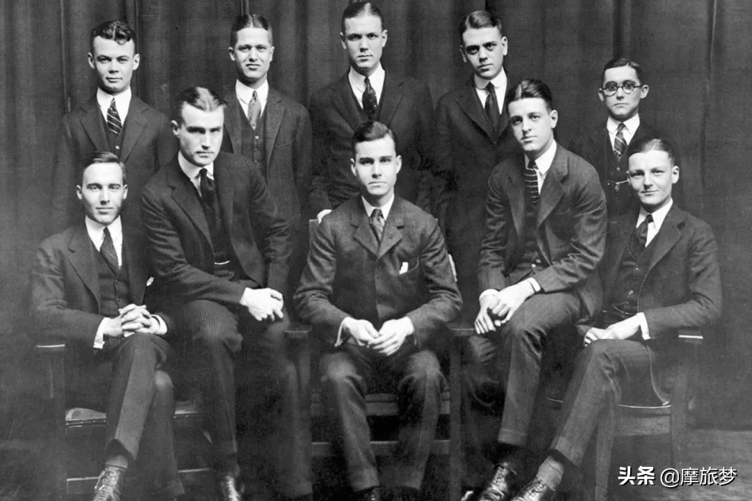 zara经典衬衫,zara衬衣是什么牌子