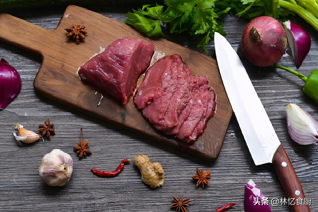 牛肉如何处理炒起来不硬,牛肉怎么处理嫩滑