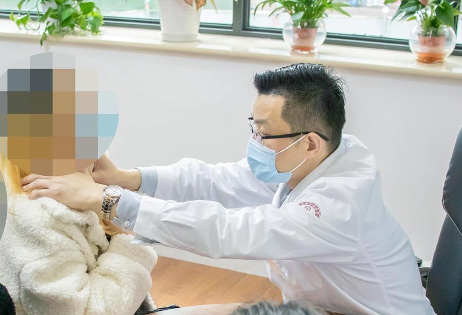 突然胖了然后减了药量又瘦了一点,最近减肥为什么脖子肿了