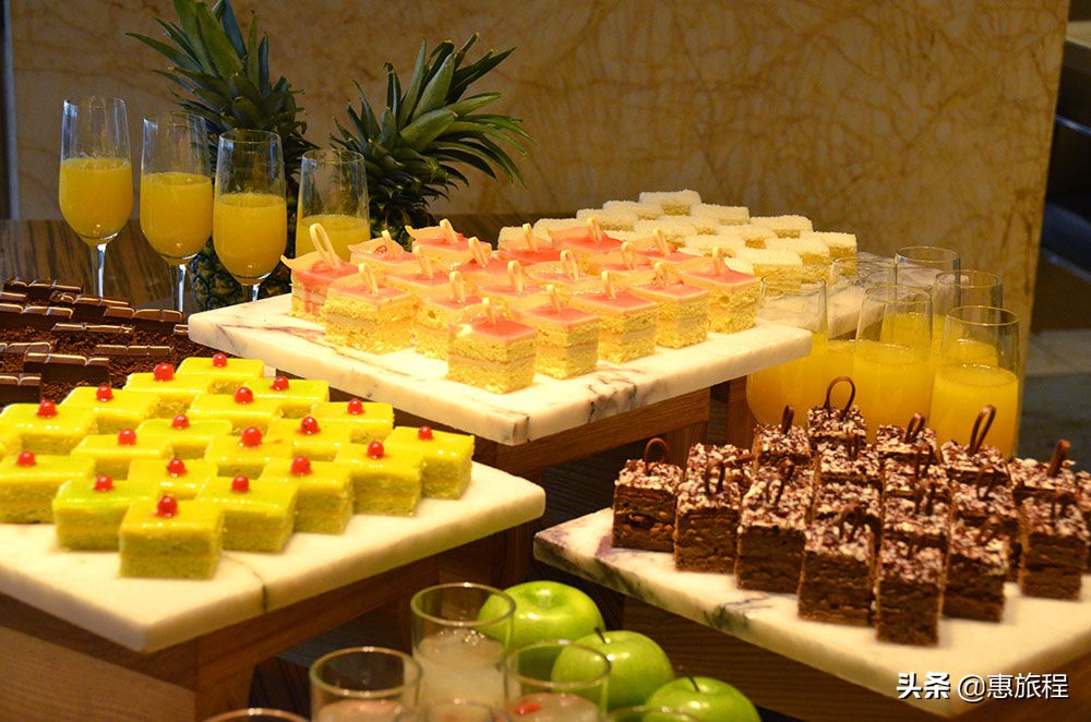 扬子江酒店自助餐,上海扬子江大酒店团购套餐