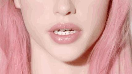 你的下一支口红已送达，请查收！