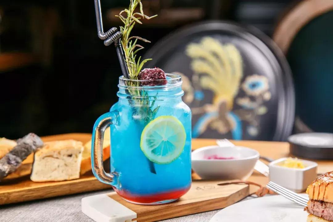 万元抽奖！送戴森卷发棒+TF口红！这家花园西餐厅让我开始嫌弃男友！