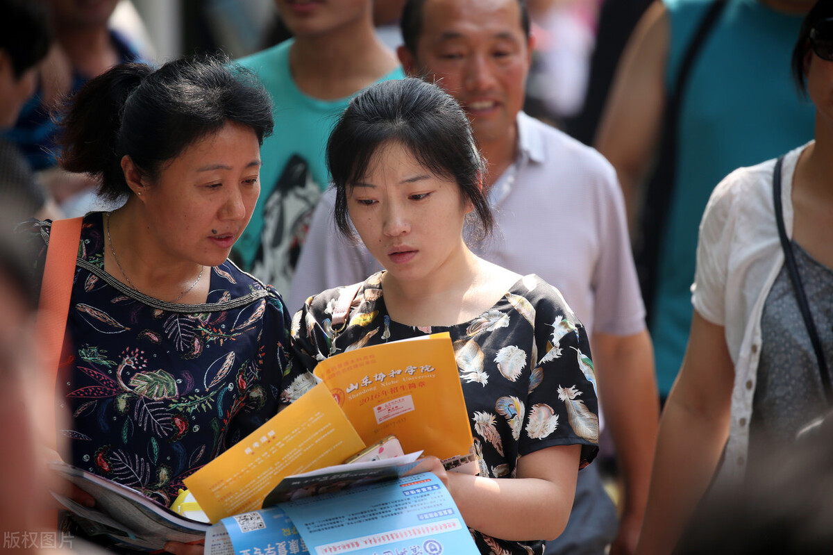 高考刚过本科线5分怎么办,过本科线多少分才能上本科