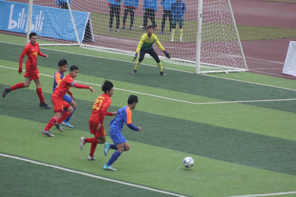 成都棠外足球队法国夺冠,棠外夺冠