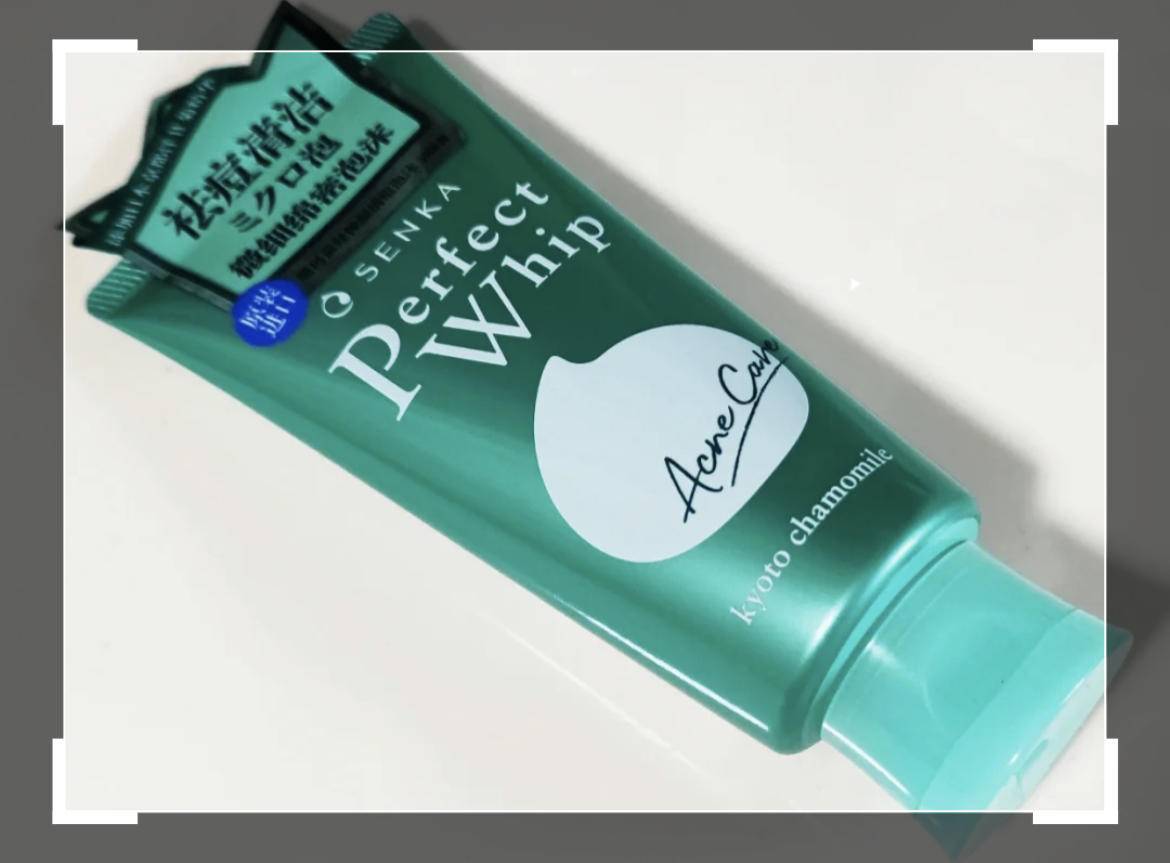 痘痘反反复复又红又疼又痒,痘痘反反复复有一层皮