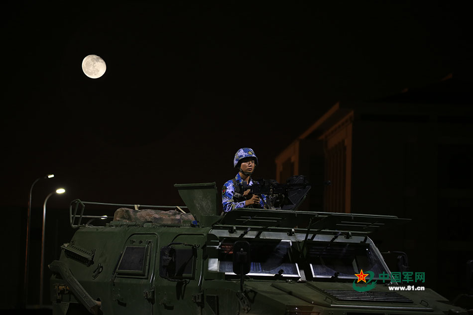 关于军人的唯美诗词,赞美军人的十首诗词