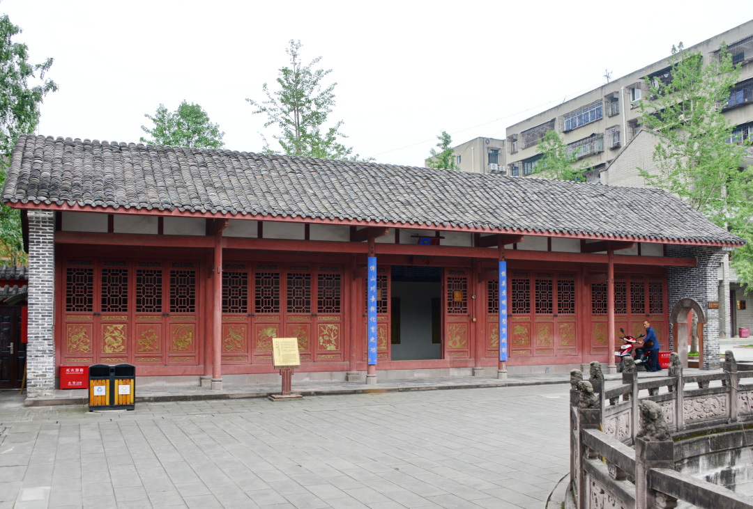 广汉孔庙祈福,广汉文庙大成殿