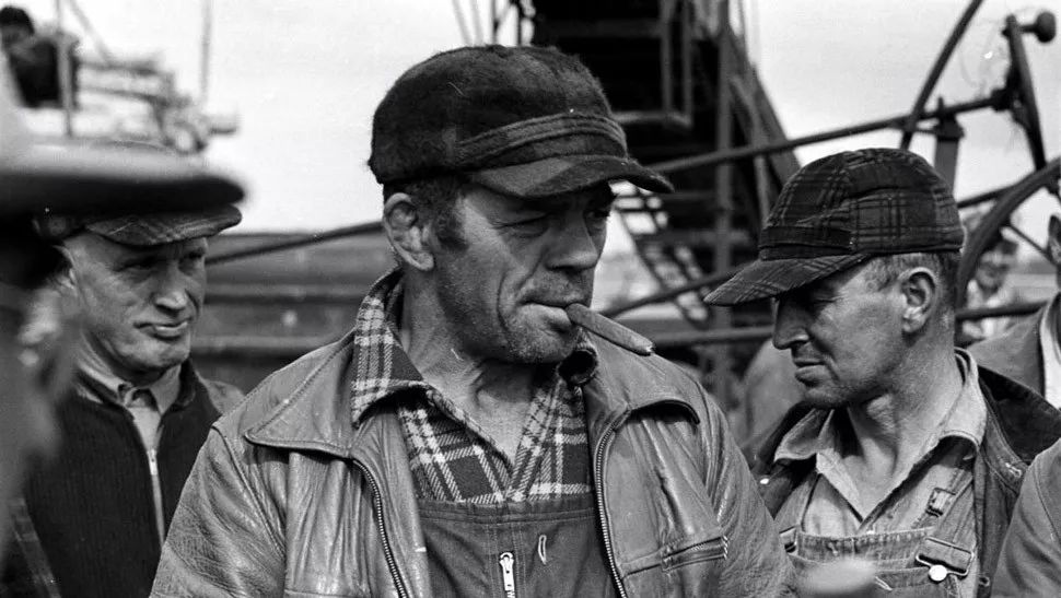 高级感法兰绒,法兰绒营造出属于绅士的冬日感性