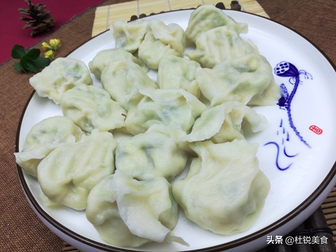 饺子馅出水太多怎么办,饺子馅出水太多了怎么补救