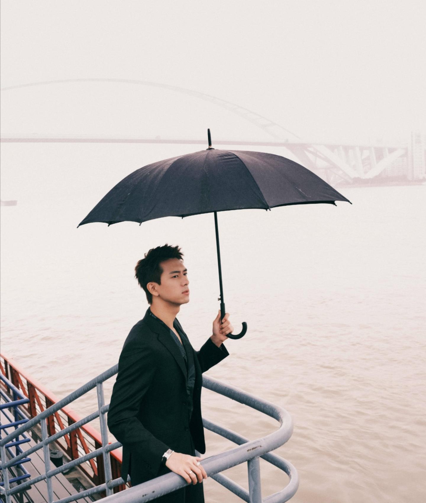 王者荣耀明星代言广告李现,李现还代言王者荣耀吗