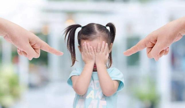 如果发现孩子两次偷东西怎么教育,小孩第一次偷东西怎么教育