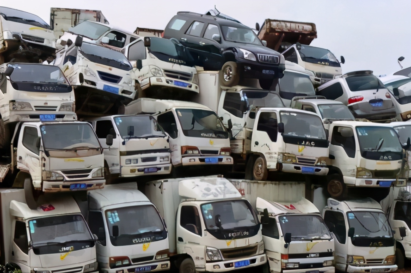 车辆当废铁卖了牌怎么办,汽车当废铁卖对车牌有什么影响