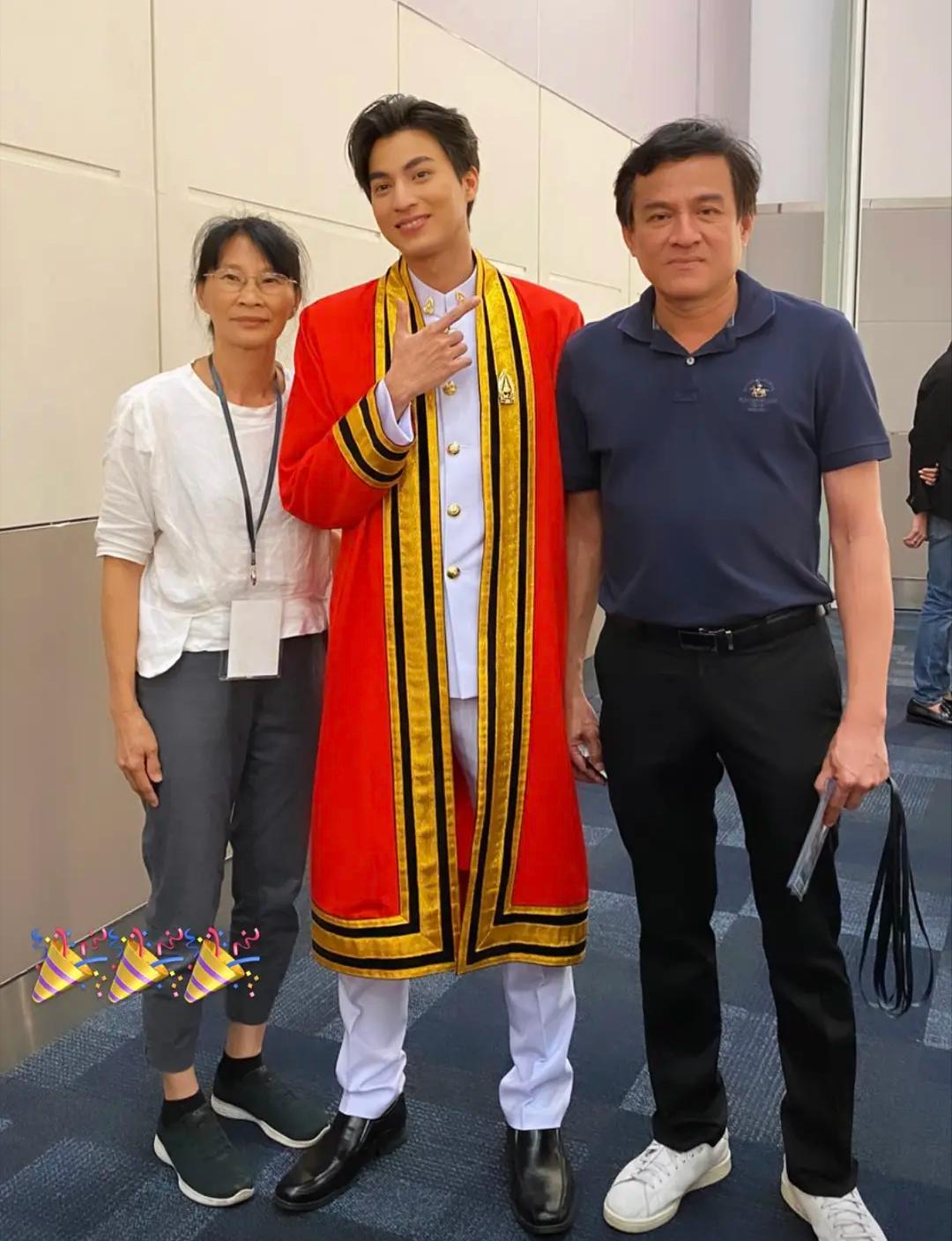 人间天使糕卡娜:热爱足球名校毕业签约三台未来可期