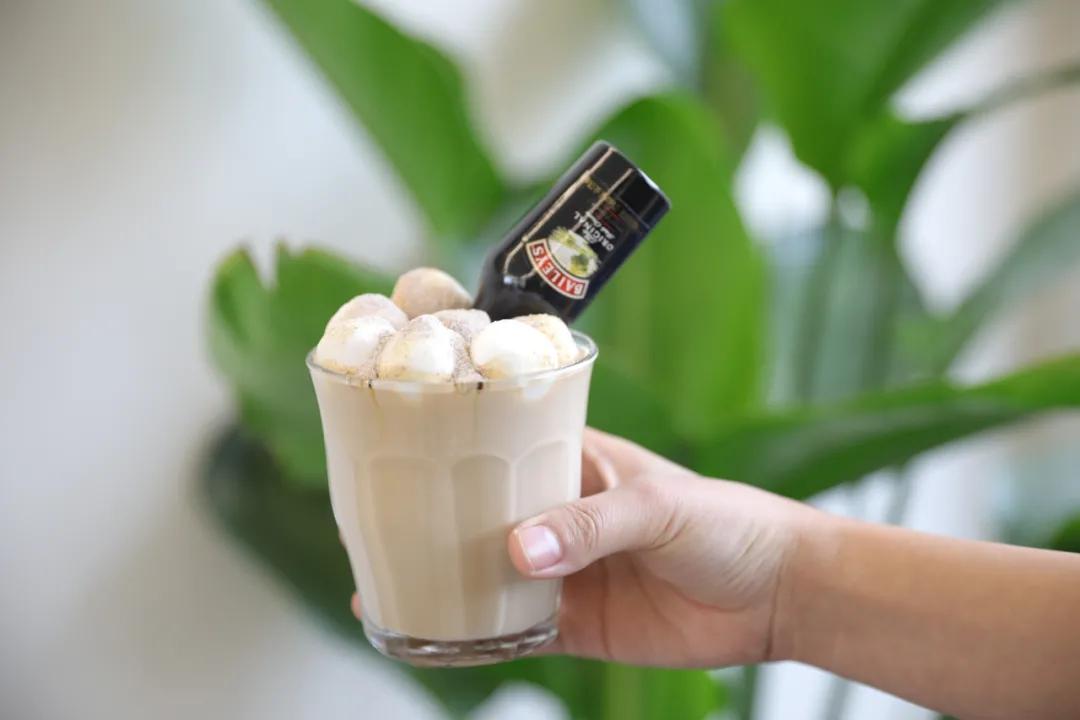 适合秋冬的鸡尾酒,挑一款很温馨的鸡尾酒