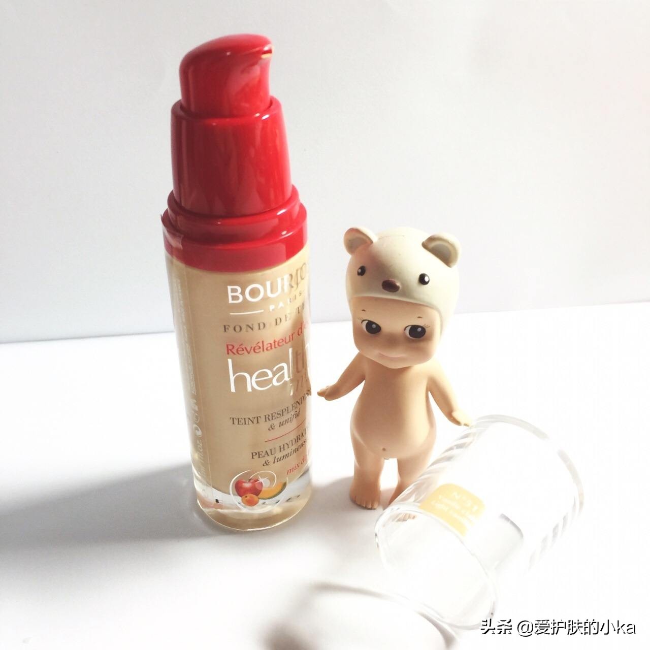 完美日记粉底液适合油皮还是干皮,什么牌子粉底液适合油皮不脱妆