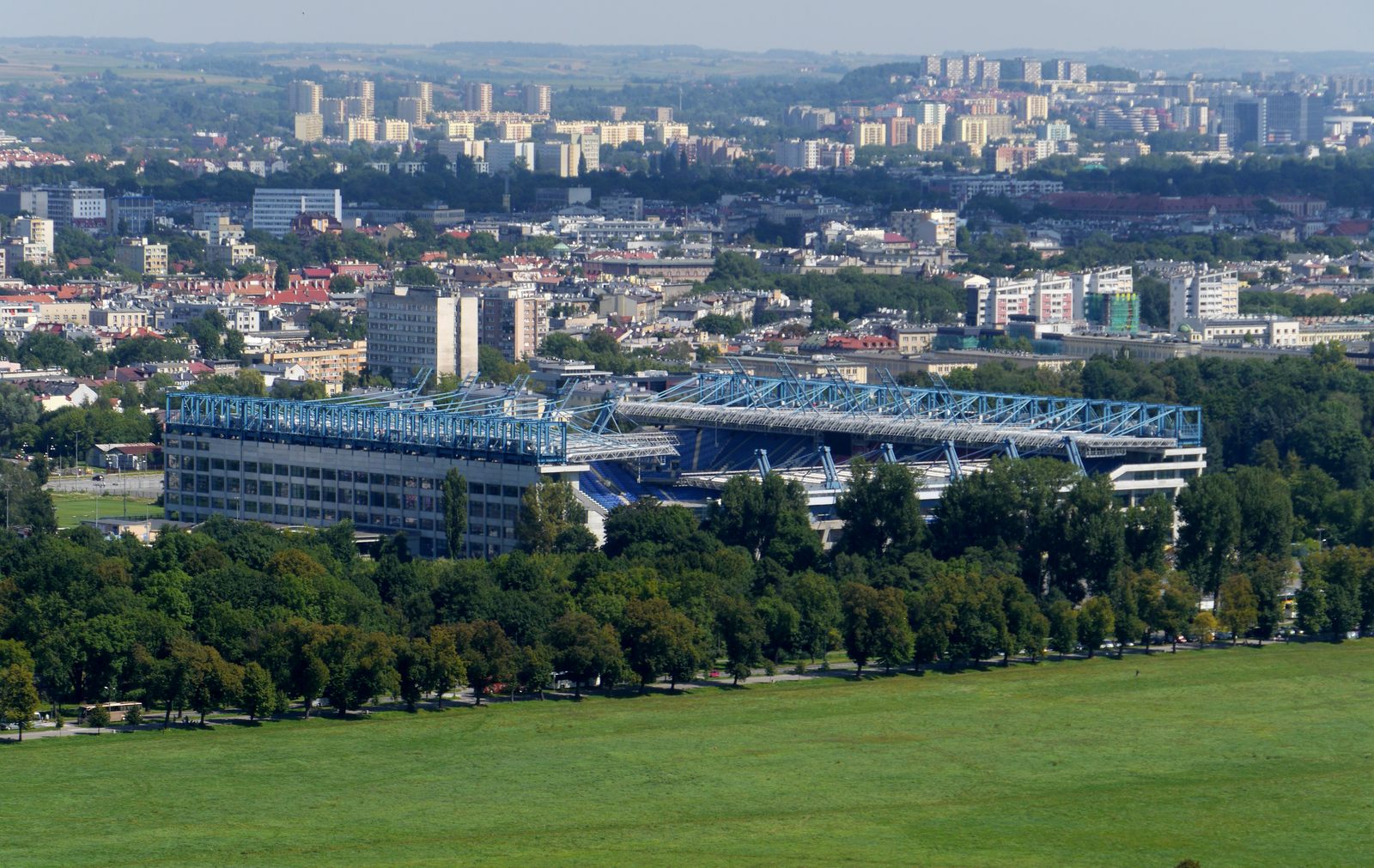 最好的封闭球场,中国全封闭球场