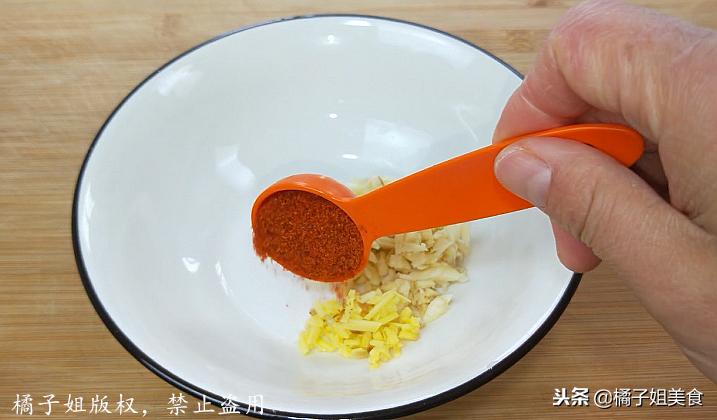 想吃正宗酸辣粉很简单,想吃酸辣粉要不要去买