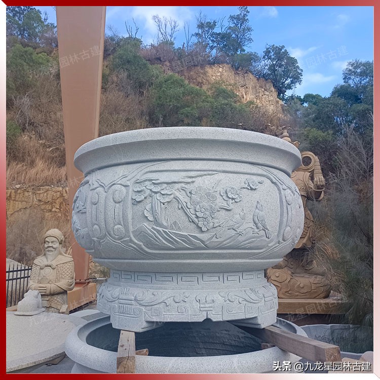 门前石花盆,石雕水缸养鱼种花庭院摆件