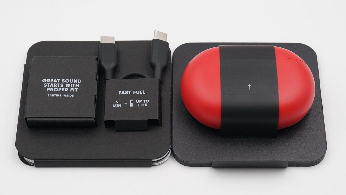 苹果airpodspro对比beats,airpodspro和beatsstudiobuds到底谁好