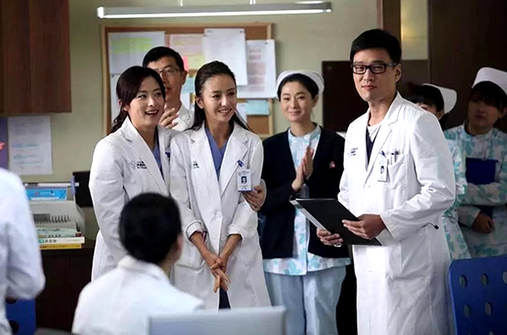 佟丽娅演的抗日电视剧有哪些,佟丽娅和杨烁主演的谍战电视剧