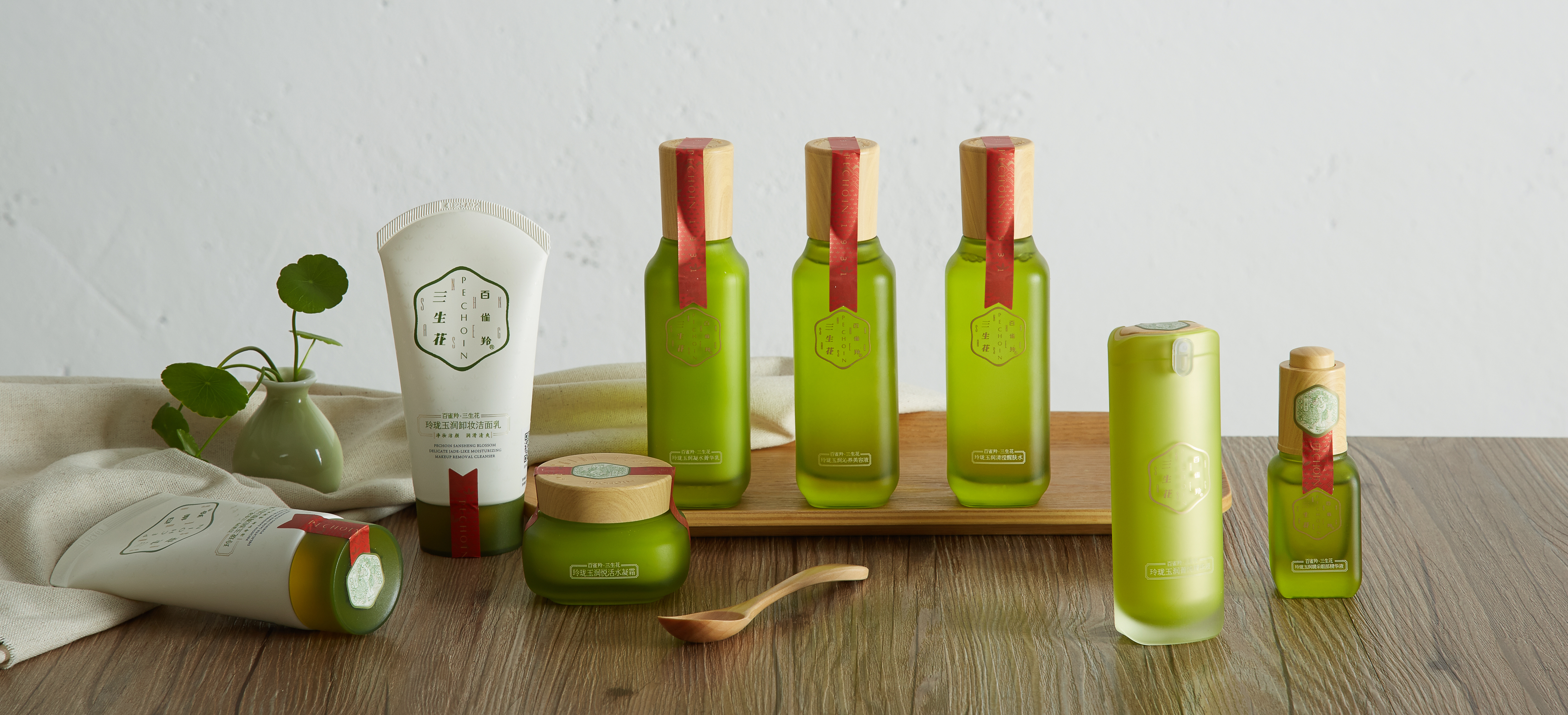 鐧鹃泙缇氬搧鐗屼笁鐢熻姳,鐧鹃泙缇氫笁鐢熻姳鍥介檯鍝佺墝