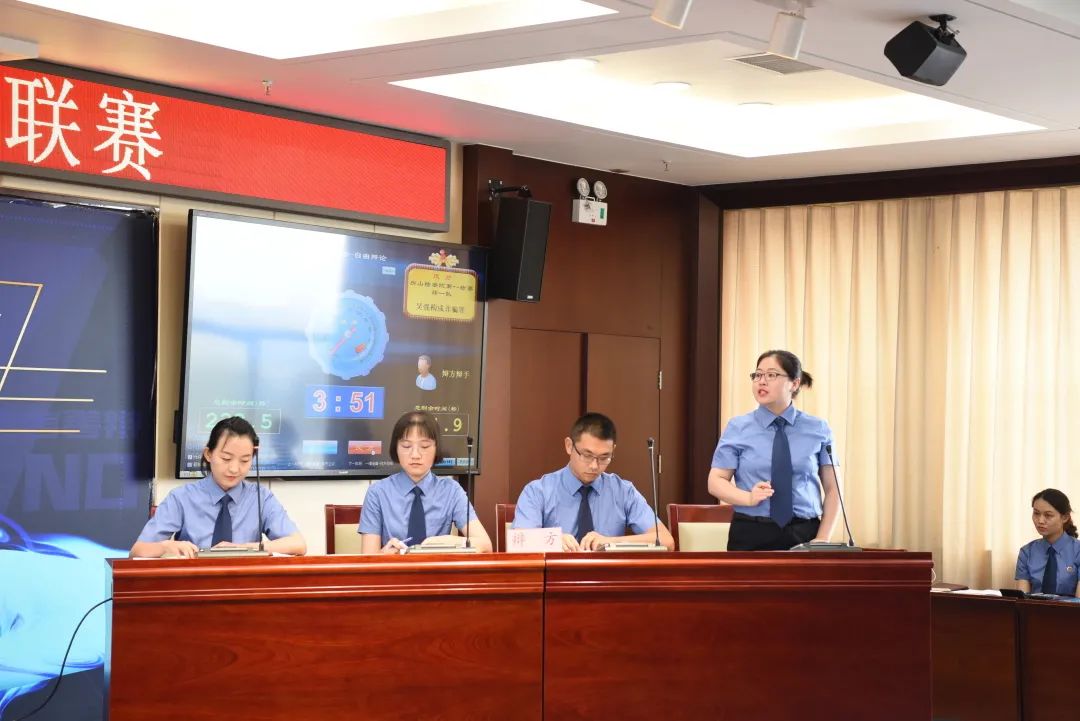 巅峰对决，以辩会友！一场超激烈的“battle”~