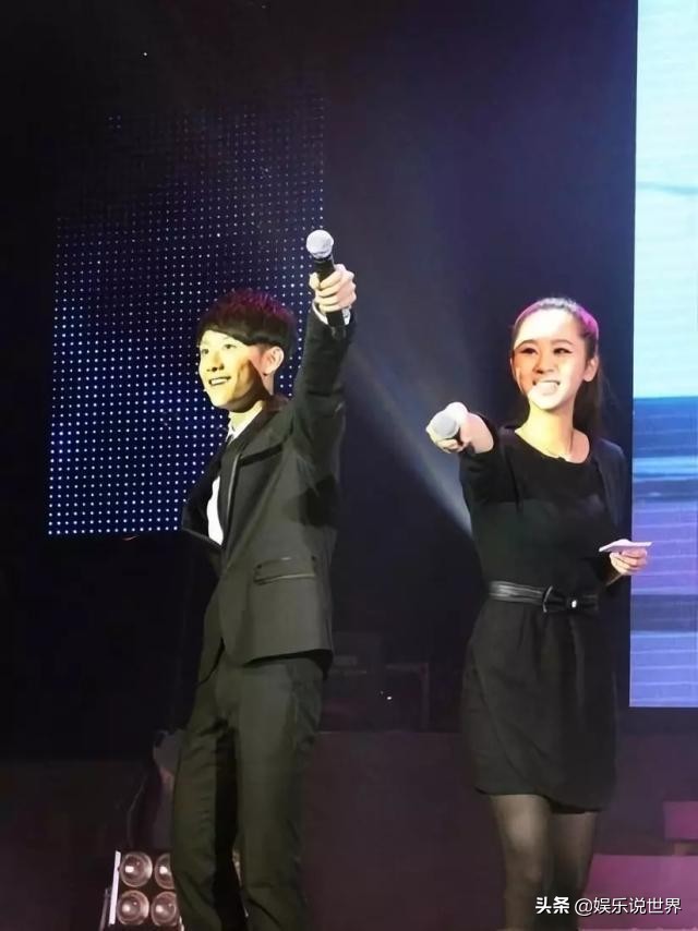 杨紫现场给张一山打电话测试友谊,张一山杨紫友情以上恋人未满