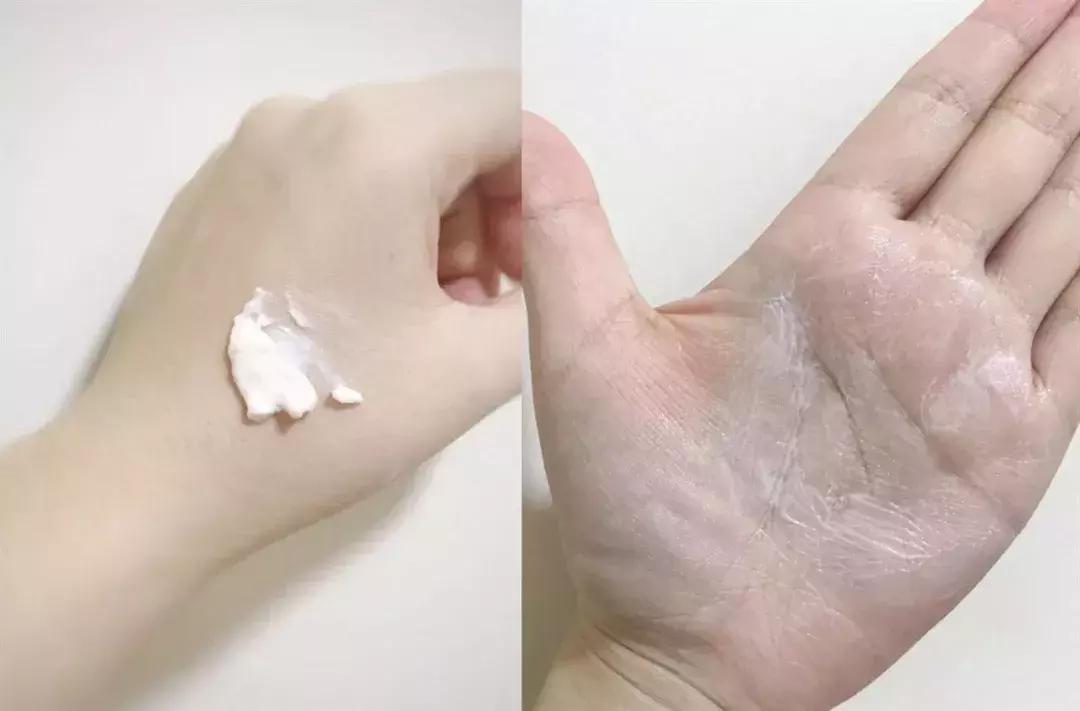 袁咏仪梳妆台终于曝光了！一眼望去竟然都是这个日本贵妇品牌