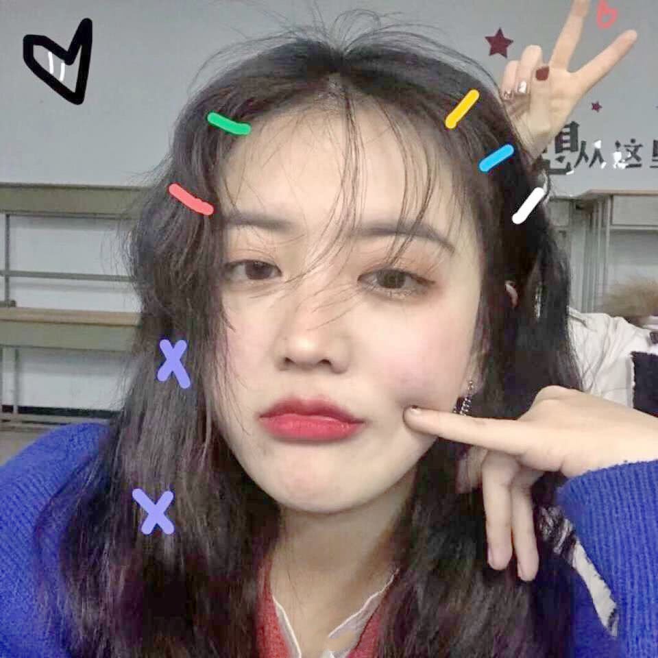 适合圆脸大饼脸女生的发型,圆脸和大饼脸适合剪什么样的短发