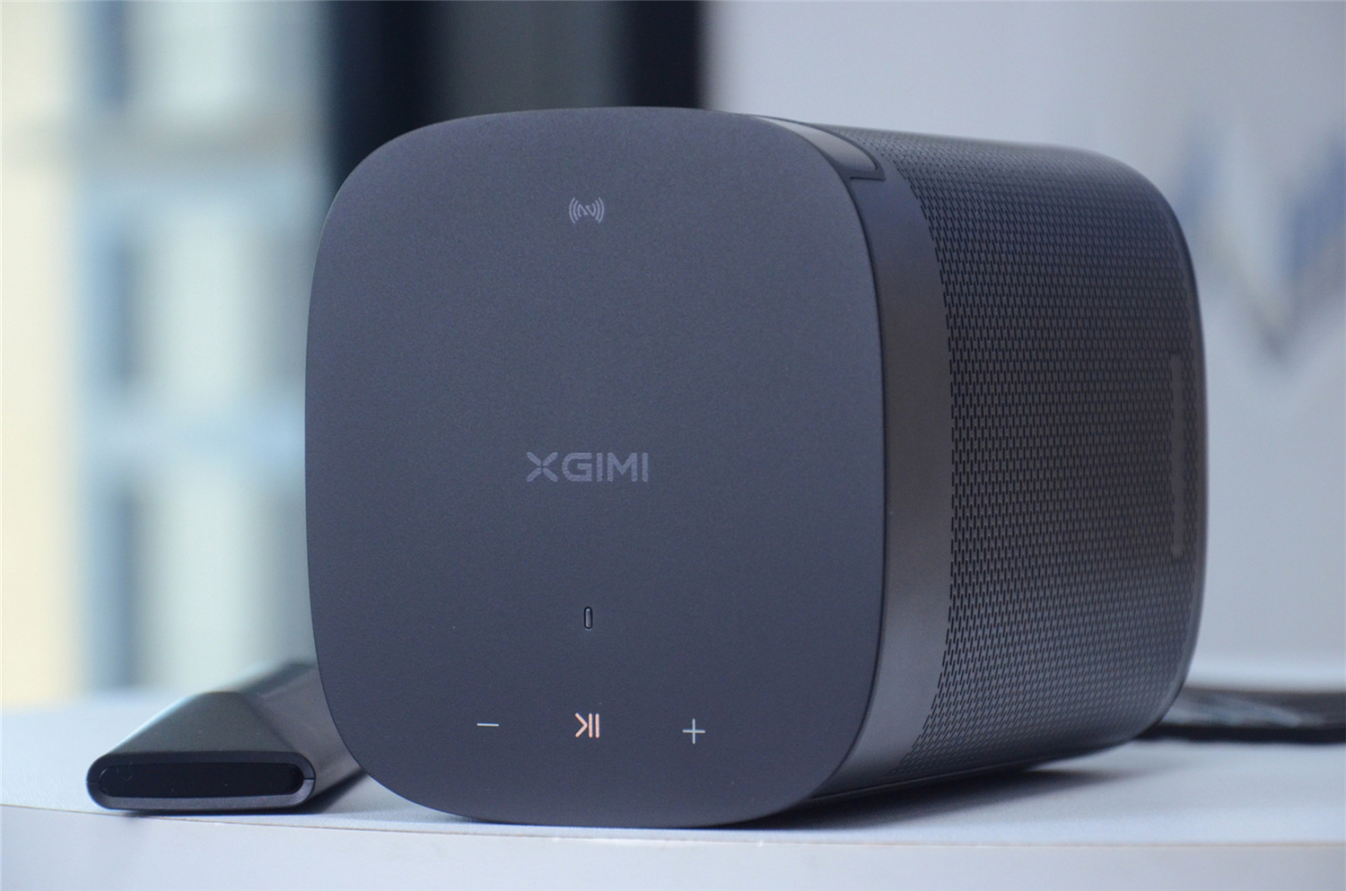 极米play超悦版真实亮度,极米newplay超悦版是真1080p吗